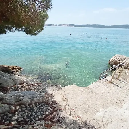 Apartament Bartol With Free Bikes And Great Local Food Trogir