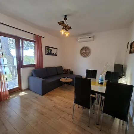Apartments Bartol With Free Bikes *