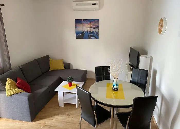 Apartamento Bartol With Free Bikes