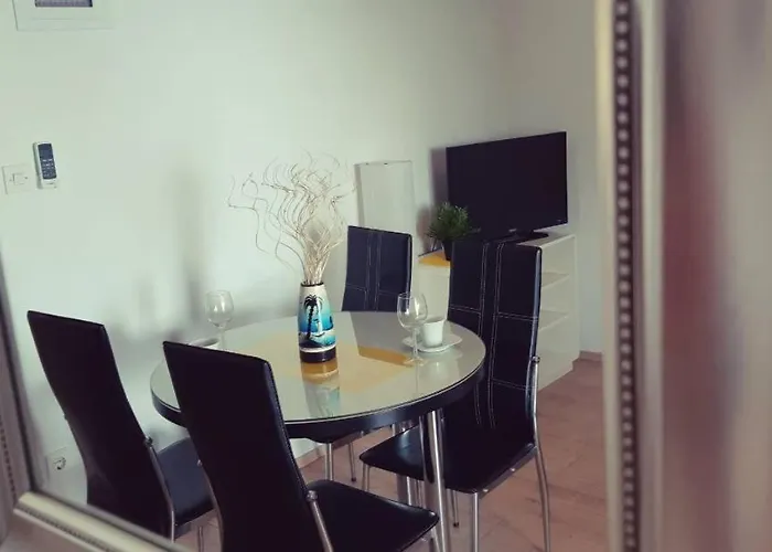 Apartamento Bartol With Free Bikes