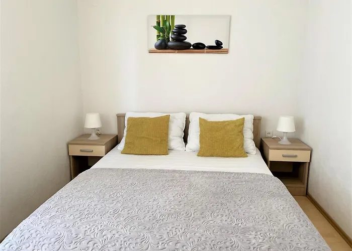 Bartol With Free Bikes Apartamento *