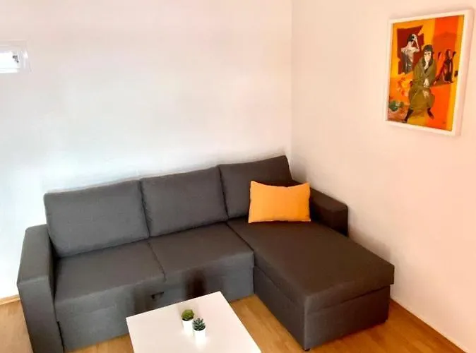 Bartol With Free Bikes トロギール