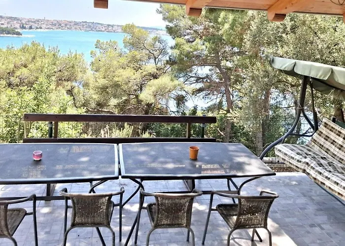 アパート Bartol With Free Bikes トロギール