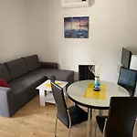 דירה Bartol With Free Bikes *