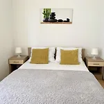 Bartol With Free Bikes דירה *