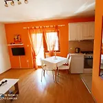 דירה Bartol With Free Bikes *