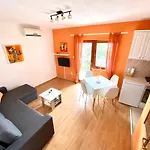 Bartol With Free Bikes *