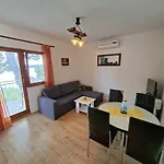 Bartol With Free Bikes דירה *