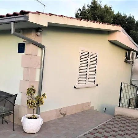 Appartamento Bartol, Ideally Located Near The And Center, With Stunning Sea Views And Two Free Bikes Per Traù