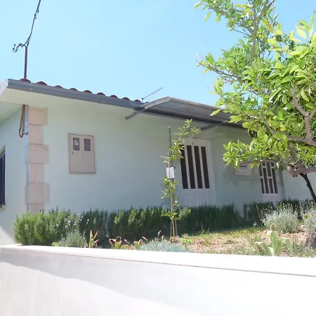 Bartol, Ideally Located Near The And Center, With Stunning Sea Views And Two Free Bikes Per Appartamento Traù