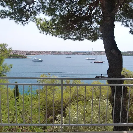 Appartamento Bartol, Ideally Located Near The And Center, With Stunning Sea Views And Two Free Bikes Per Traù