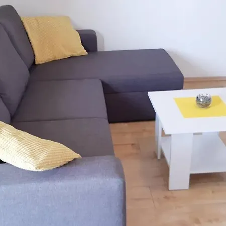 Bartol With Free Bikes * トロギール