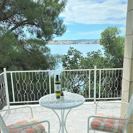 Apartments Bartol With Free Bikes Trogir