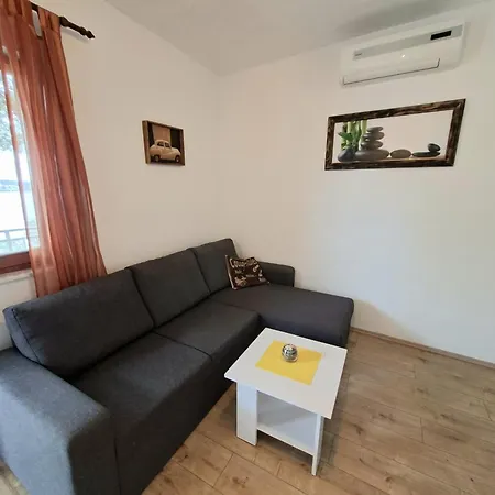 Bartol With Free Bikes