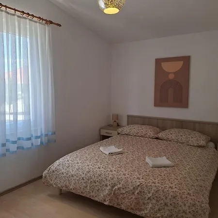 Apartment Apartments Bartol With Free Bikes *