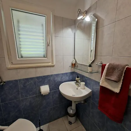 Apartamento Bartol With Free Bikes Trogir