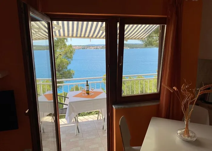 Apartman Bartol With Free Bikes Trogir