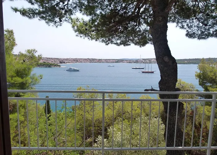 Apartman Bartol With Free Bikes Trogir