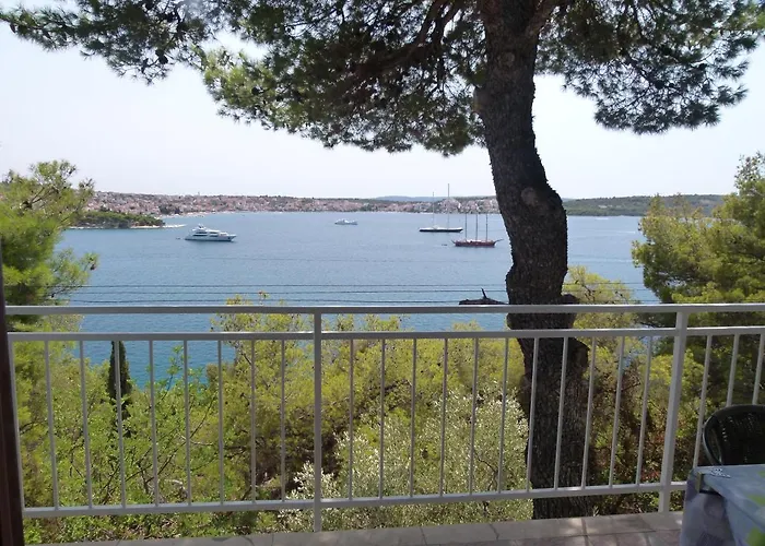 Apartman Bartol With Free Bikes Trogir