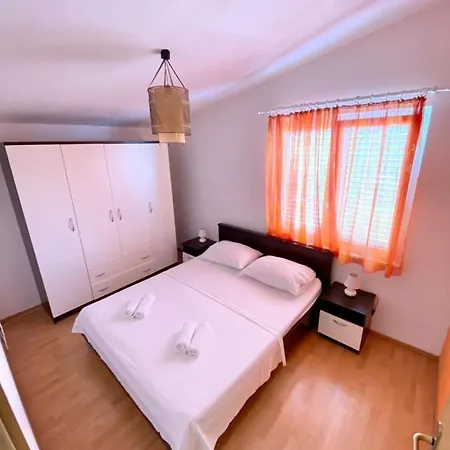 Bartol With Free Bikes شقة